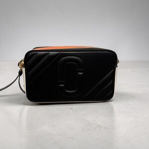 Marc Jacobs Snapshot Crossbody Bag Black & Orange Logo Strap NWOT